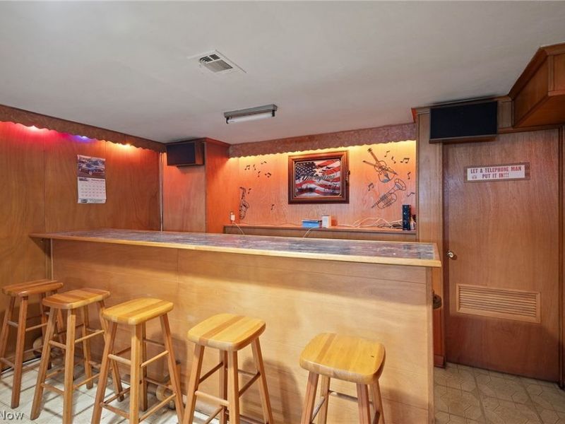 2441 Vezber Drive , Seven Hills, OH 44131 Photo 21