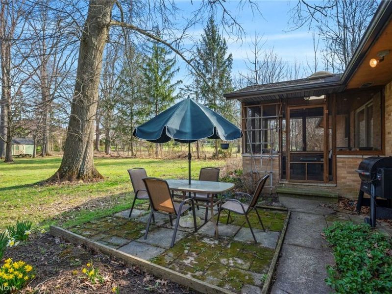 2441 Vezber Drive , Seven Hills, OH 44131 Photo 23