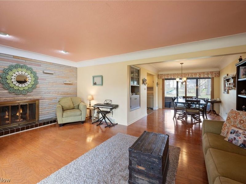 2441 Vezber Drive , Seven Hills, OH 44131 Photo 4