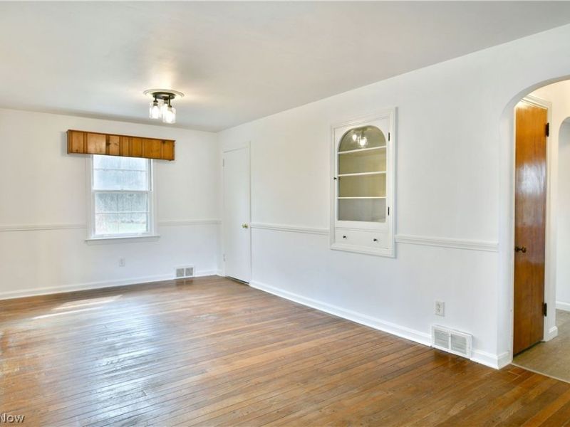 2262 Niles Cortland Road NE, Cortland, OH 44410 Photo 14