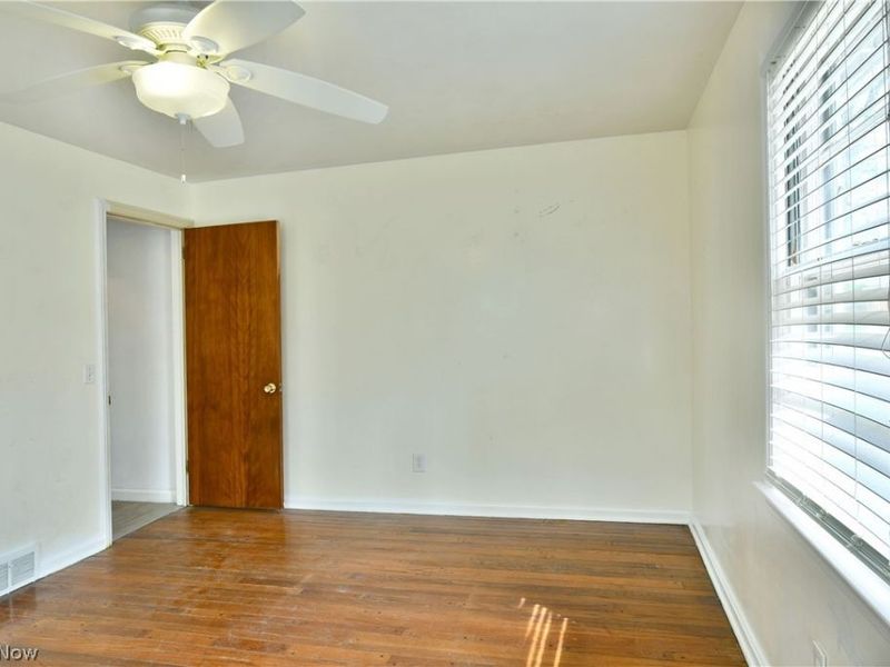 2262 Niles Cortland Road NE, Cortland, OH 44410 Photo 17