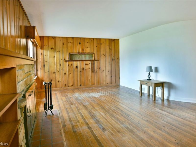 2262 Niles Cortland Road NE, Cortland, OH 44410 Photo 5