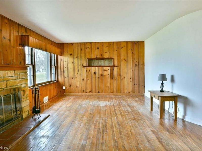 2262 Niles Cortland Road NE, Cortland, OH 44410 Photo 6