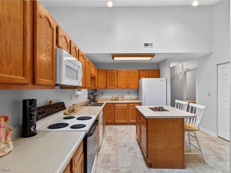 1909 Saddlebrook Circle, Wooster, OH 44691 Photo 11