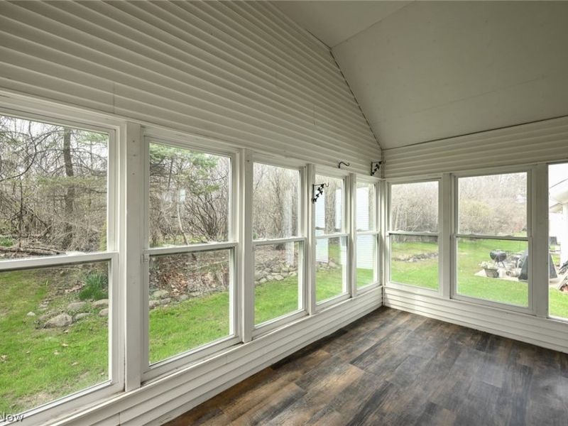 5780 Emerald Ridge Parkway, Solon, OH 44139 Photo 10