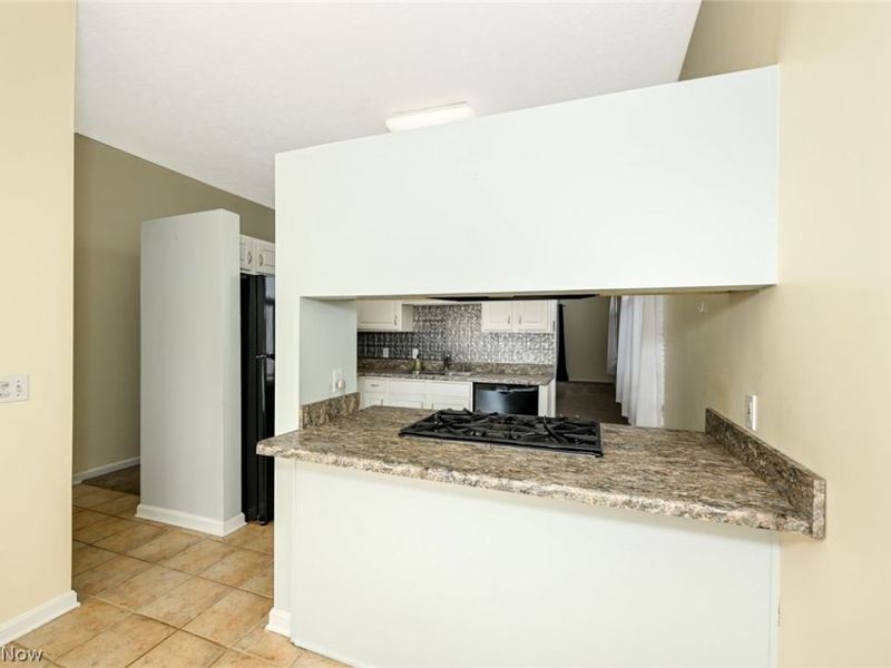 5780 Emerald Ridge Parkway, Solon, OH 44139 Photo 11