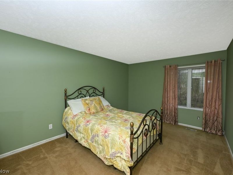 5780 Emerald Ridge Parkway, Solon, OH 44139 Photo 23