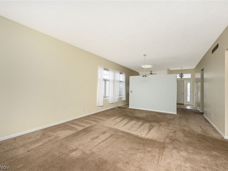 5780 Emerald Ridge Parkway, Solon, OH 44139 Photo 6