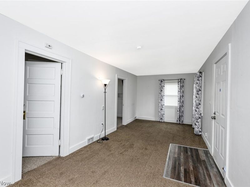 575 Park Road, Painesville, OH 44077 Photo 3