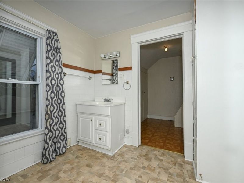 329 Redwood Street SW, Beach City, OH 44608 Photo 31