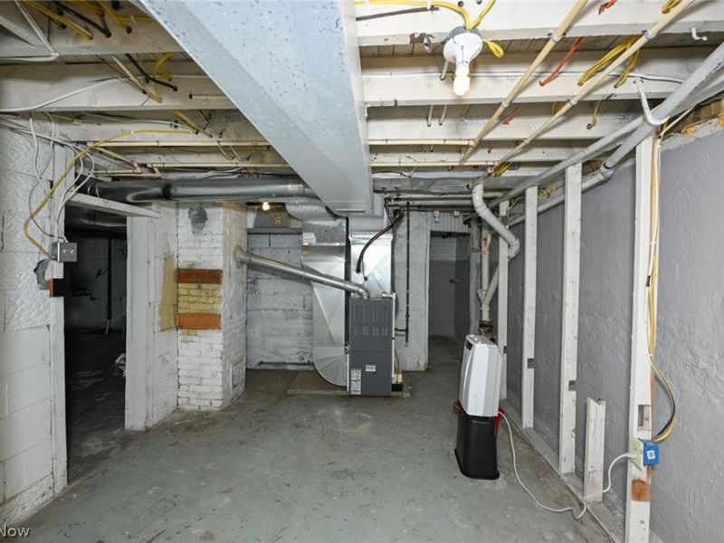 329 Redwood Street SW, Beach City, OH 44608 Photo 37