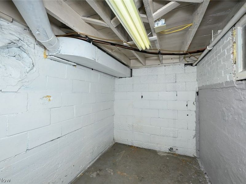 329 Redwood Street SW, Beach City, OH 44608 Photo 40