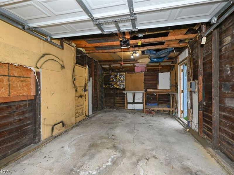 329 Redwood Street SW, Beach City, OH 44608 Photo 41