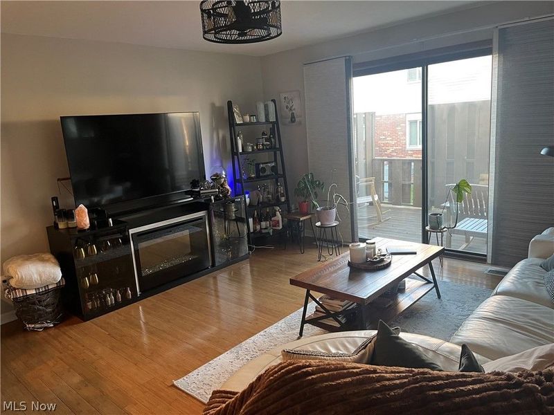 5553 Windrush Court, Parma, OH 44134 Photo 4