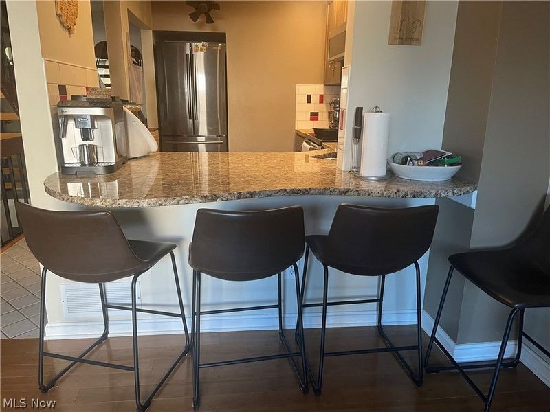 5553 Windrush Court, Parma, OH 44134 Photo 9