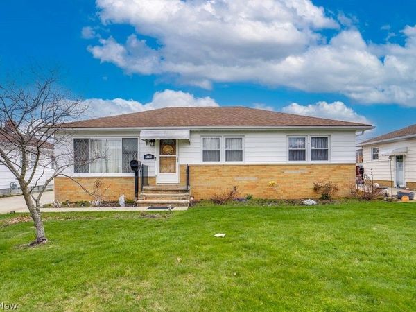 7295 Oakwood Road , Parma, OH 44130