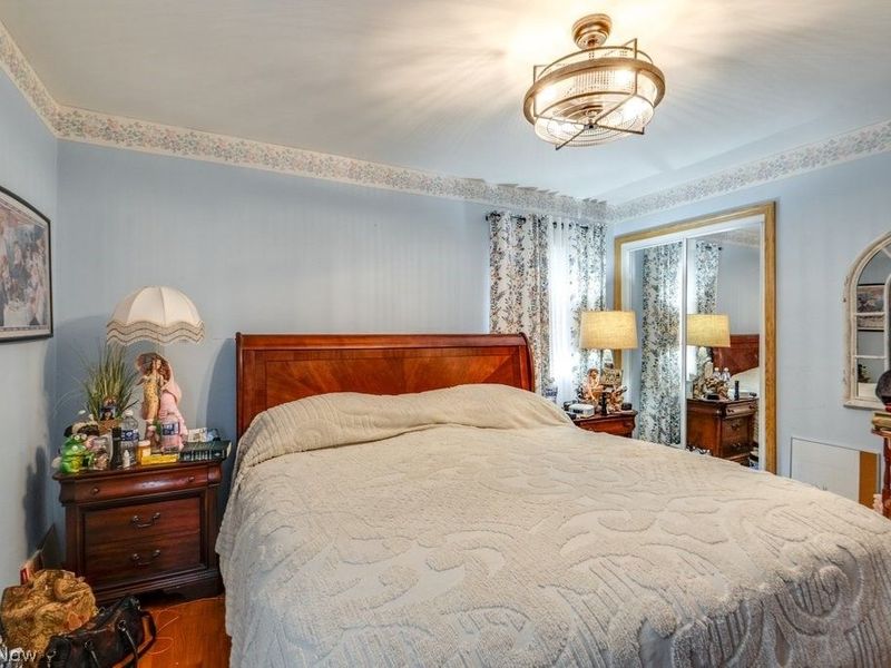 7295 Oakwood Road, Parma, OH 44130 Photo 13