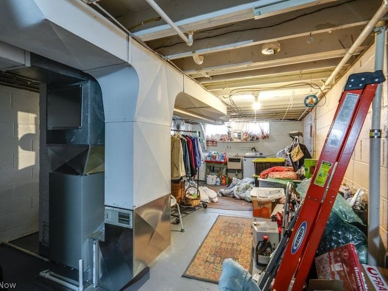 7295 Oakwood Road, Parma, OH 44130 Photo 23