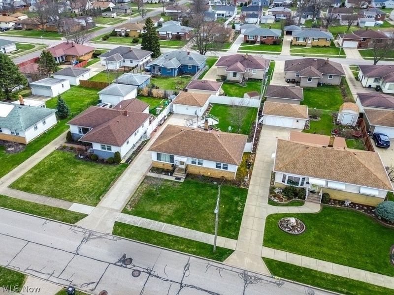 7295 Oakwood Road, Parma, OH 44130 Photo 29