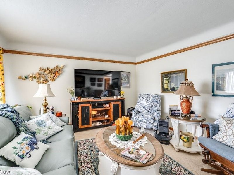 7295 Oakwood Road, Parma, OH 44130 Photo 5