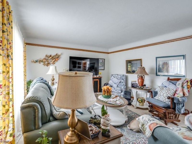 7295 Oakwood Road, Parma, OH 44130 Photo 6