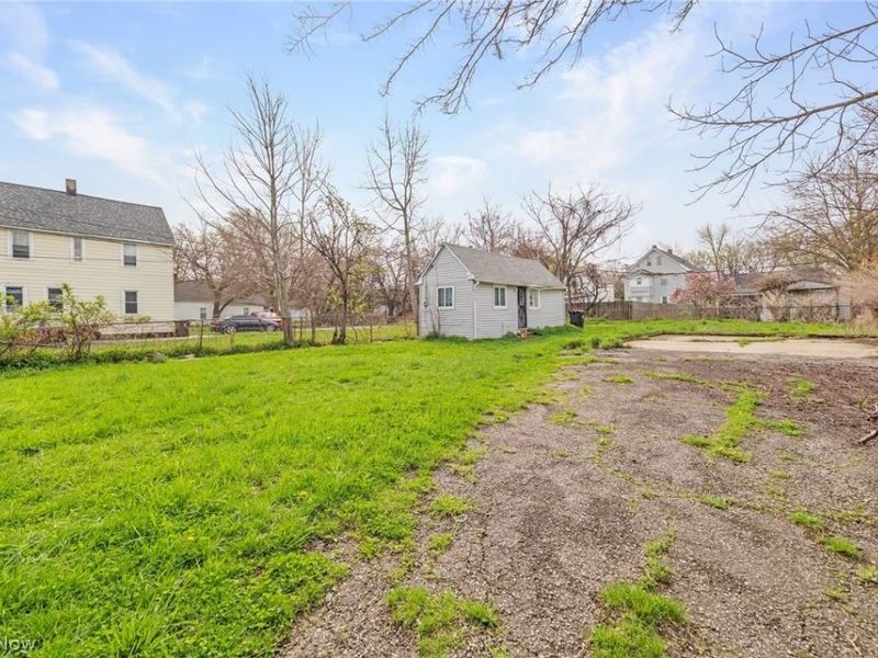 16118 Arcade Avenue, Cleveland, OH 44110 Photo 13