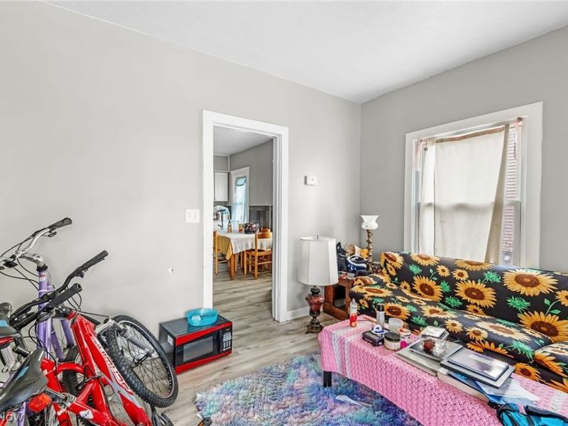 16118 Arcade Avenue, Cleveland, OH 44110 Photo 4