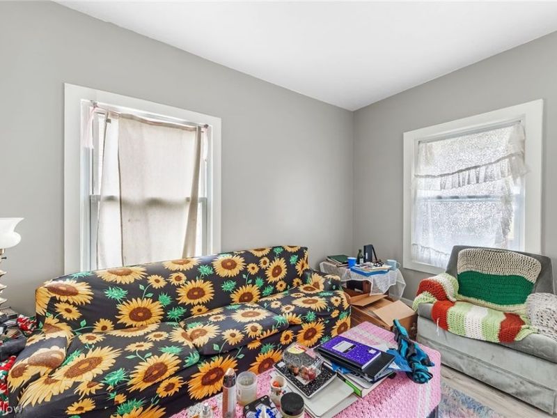 16118 Arcade Avenue, Cleveland, OH 44110 Photo 5