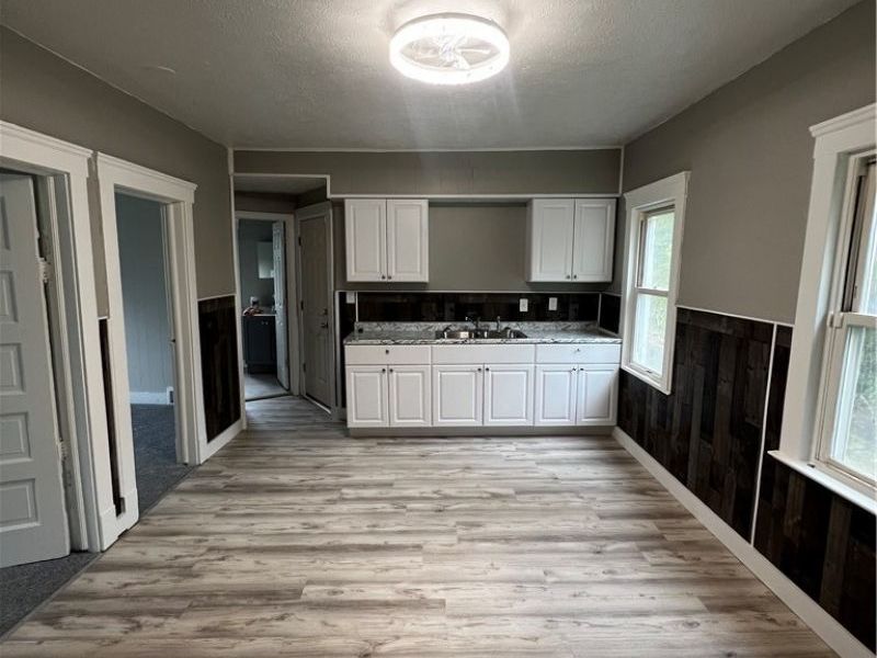 16118 Arcade Avenue, Cleveland, OH 44110 Photo 5