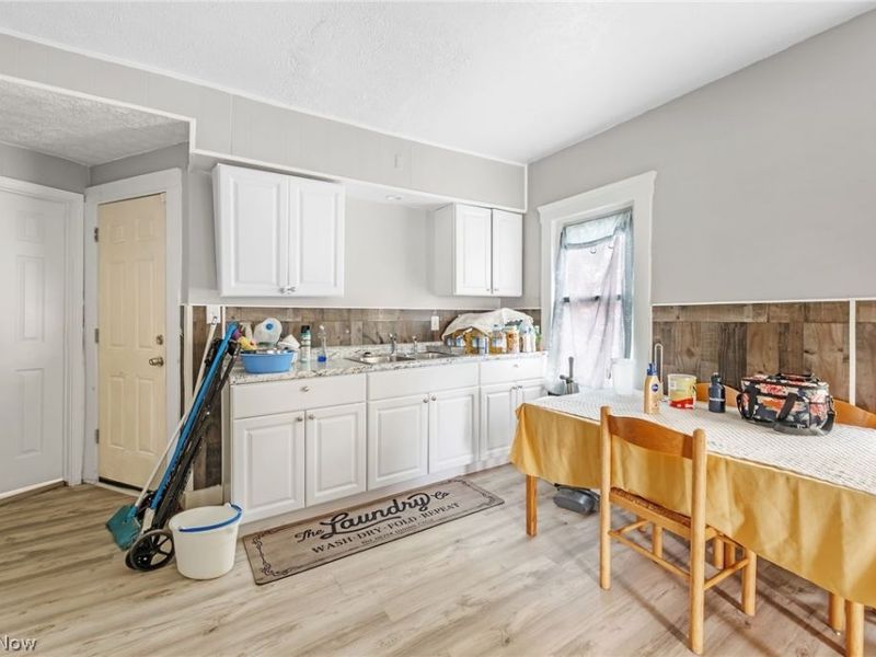 16118 Arcade Avenue, Cleveland, OH 44110 Photo 6