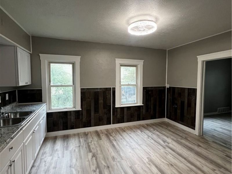 16118 Arcade Avenue, Cleveland, OH 44110 Photo 7