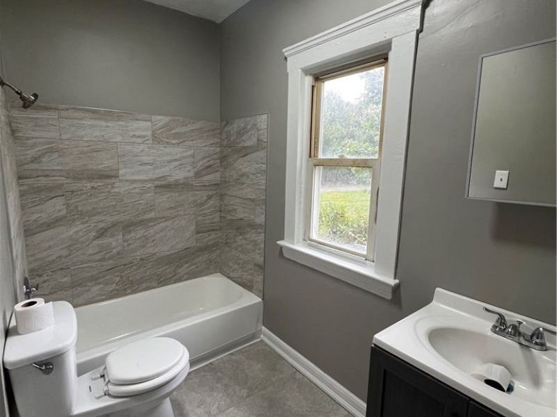 16118 Arcade Avenue, Cleveland, OH 44110 Photo 8