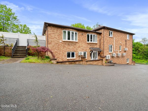 5 Wawayanda Place, Middletown, NY 10940