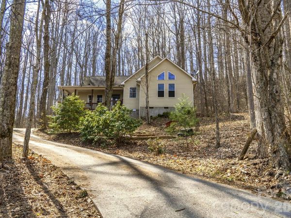 1426 Fern Trail, Waynesville, NC 28786
