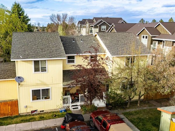 2044 NE Full Moon Drive, Unit # 6, Bend, OR 97701