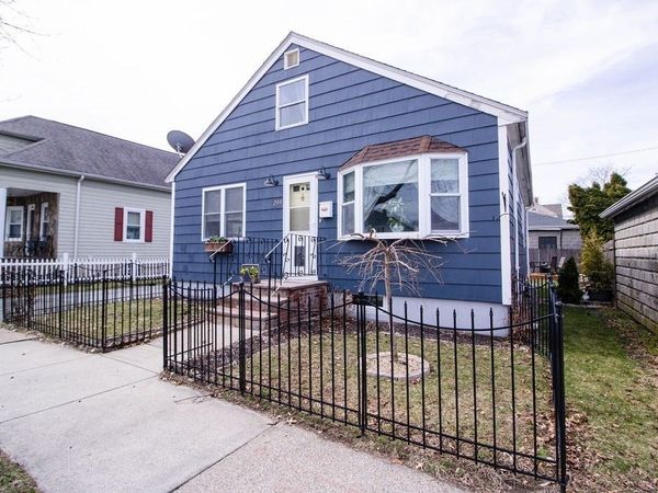 239 Conduit St, New Bedford, MA 02745