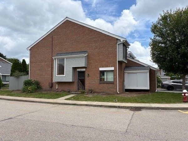 64 Laurelwood Dr, Unit 64, Stoughton, MA 02072