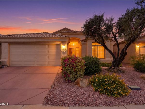 13976 W PUEBLO Trail, Surprise, AZ 85374
