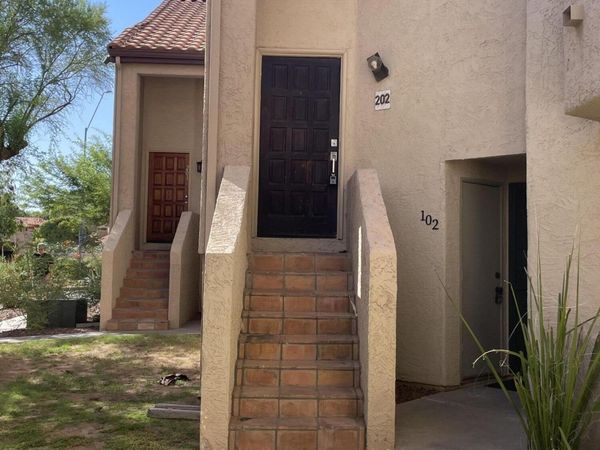 10301 N 70th Street, Unit 202, Paradise Valley, AZ 85253