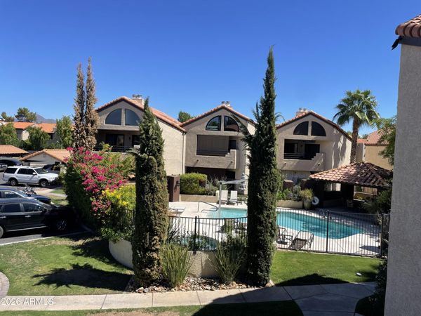 10301 N 70th Street, Unit 202, Paradise Valley, AZ 85253