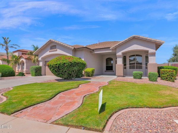 3716 E FEATHER Avenue, Gilbert, AZ 85234