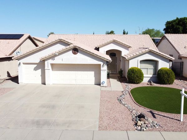 4026 W MOHAWK Lane, Glendale, AZ 85308