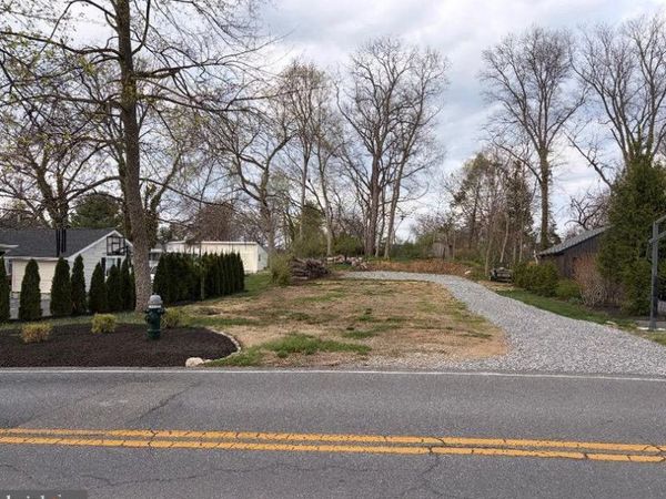 FOUNTAIN HEAD ROAD , HAGERSTOWN, MD 21742