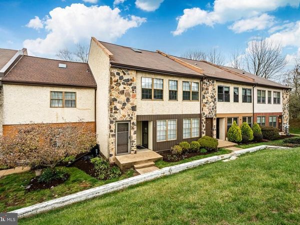 239 SMALLWOOD COURT , Unit 239, WEST CHESTER, PA 19380