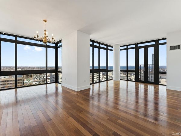 175 Huguenot Street, Unit 1702, New Rochelle, NY 10801