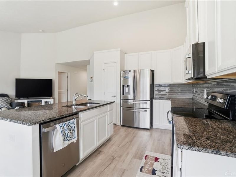 6033 Boxelder Drive, Tipp City, OH 45371 Photo 14