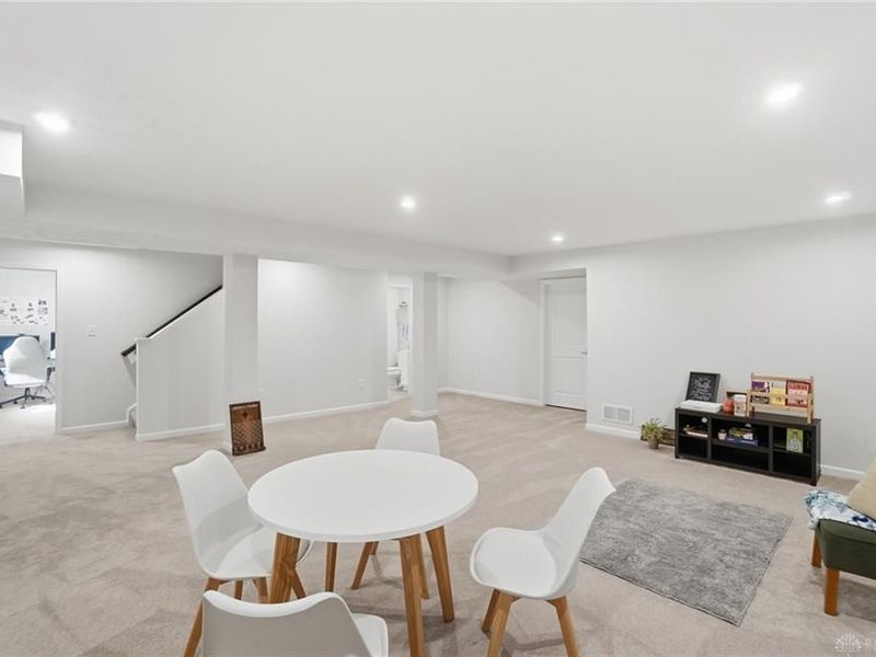 6033 Boxelder Drive, Tipp City, OH 45371 Photo 27