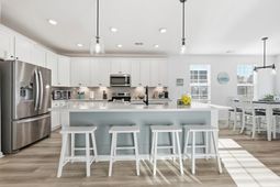 140 Joyce Dr photo 4