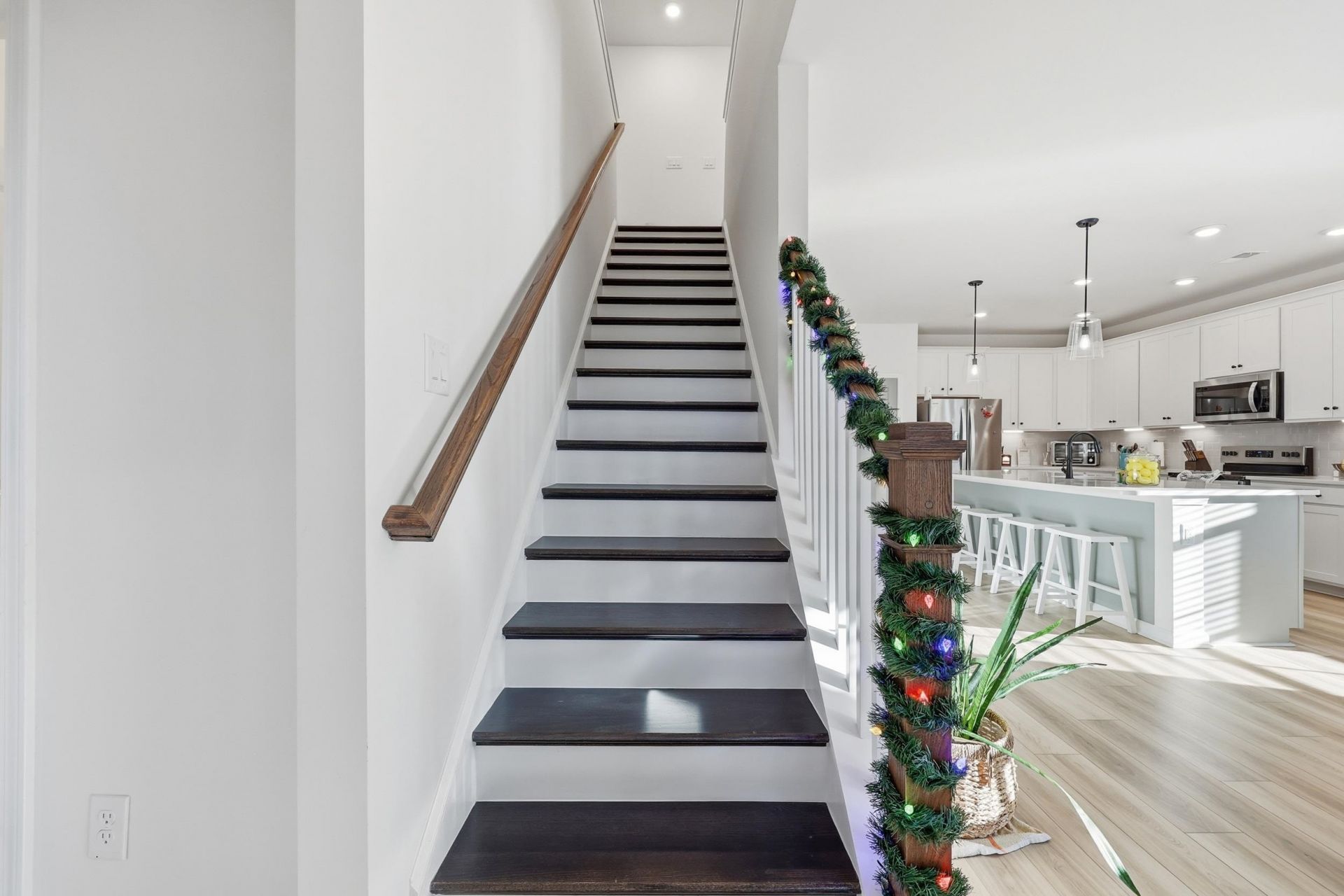 140 Joyce Dr Photo 22