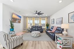 140 Joyce Dr photo 4